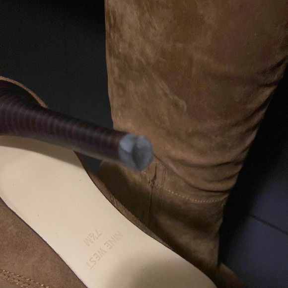 Quadilyn Scrunched Platform Boots - Picture 11 of 16